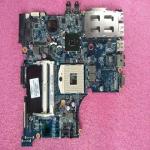 System board (motherboard) – For use with models that have UMA graphics subsystems and 14.0-inch displays – Includes replacement thermal material