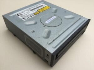 Drive, Superdrive, 4x, Requires Mac OS 10.2.8 or greater